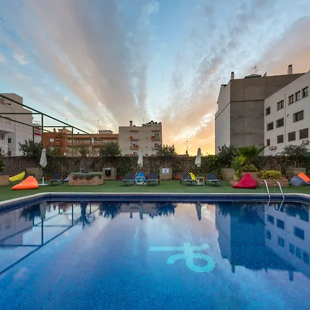 Port Feria 4* Valencie