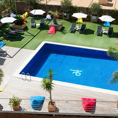 فندق Port Feria 4*
