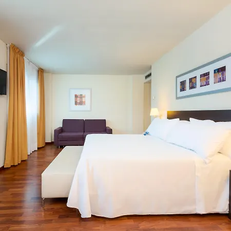 Hotel Port Feria Valencia