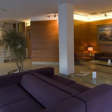 Port Feria Hotel 4*