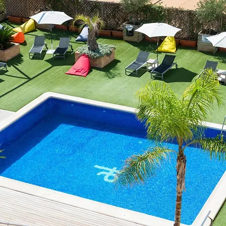 Port Feria Hotel