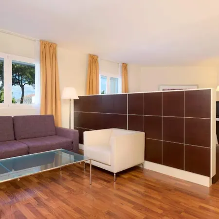 Port Feria 酒店 4*