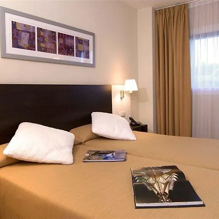 Hotel Port Feria Valencia