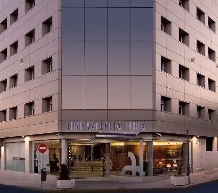 Port Feria Hotel