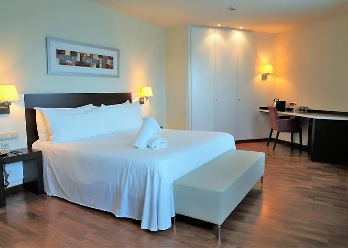 Port Feria Hotel
