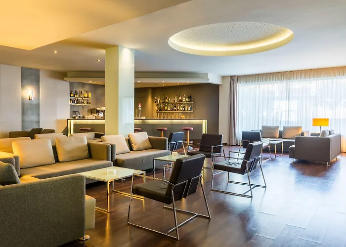 Port Feria Hotel 4*
