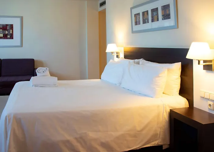 Port Feria 4* فالنسيا
