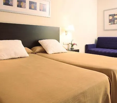 Port Feria Hotel